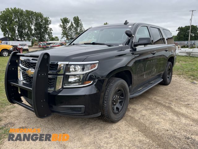 Lot 30-1141 - 2019 Chevrolet Tahoe with a 5.3L V8 OHV 16V engine. Police SUV 4x4