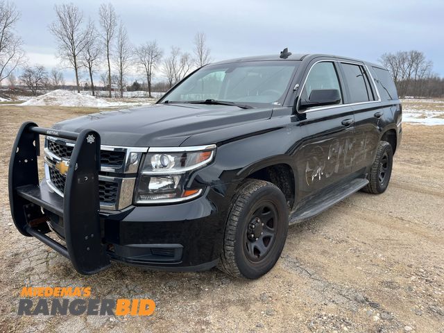 Lot 30-3077 - 2017 Chevrolet 2017 Chevrolet Tahoe with a 5.3L V8 OHV 16V engine with 91,601 miles Police SUV 4x4