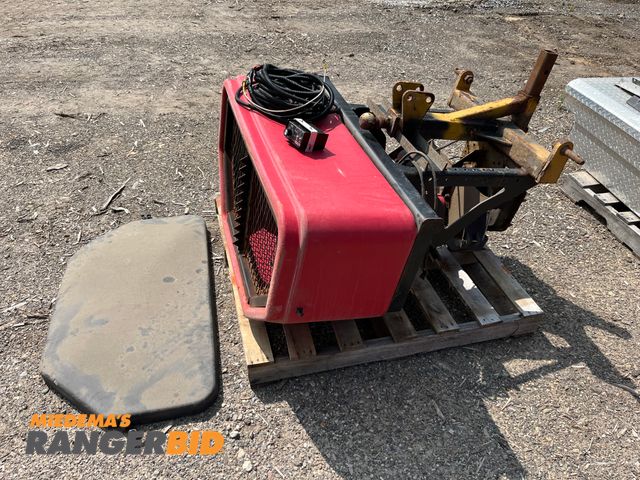 Lot 30-3609 - •	Municipality owned, regularly serviced, and well maintained.
•	Seller will load
 The Boss Salt Spreader Hitch or 3 point mount, comes with controller