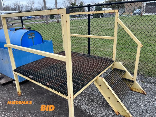 Lot 30-2579 - Industrial Metal Heavy Duty  Platform. See pics for sizes, seller will load.