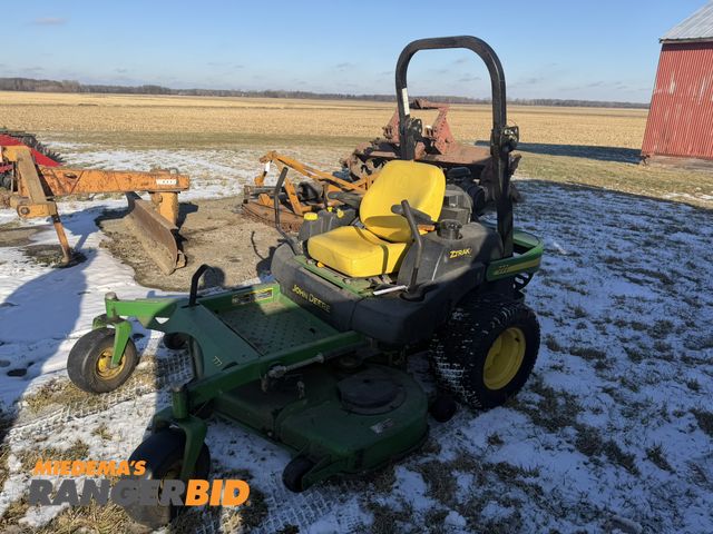 Lot 30-1327 - John Deere 777 Ztrak Zero-Turn Lawn Mower PIN: TC0777B040606, 27hp Kawasaki Gas Engine, 60” cut, 2,1...