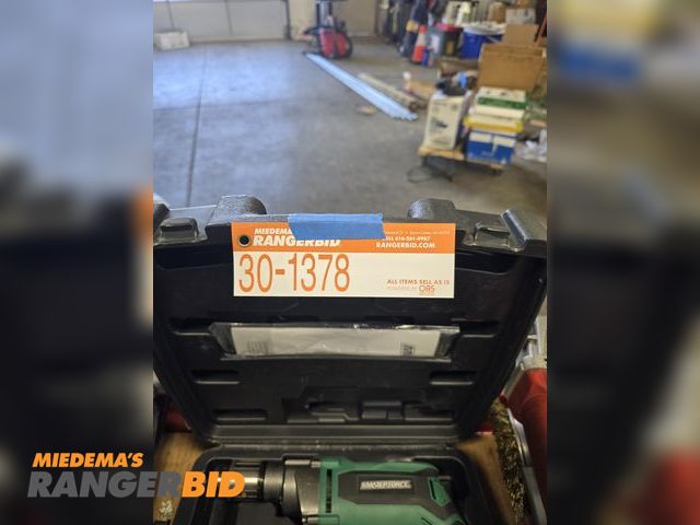 Lot 30-1378 - Hand Tools.  (2) Grinders, (2)Belt Sanders, (1) Hammer Drill, (1) Cart.  All in good condition