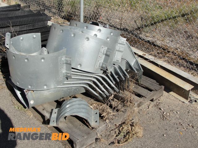 Lot 30-4855 - Various sizes of galvanized culvert end sections and bands