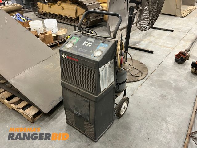 Lot 30-528 - Robinair SPX 34300-2K AC Charging Station