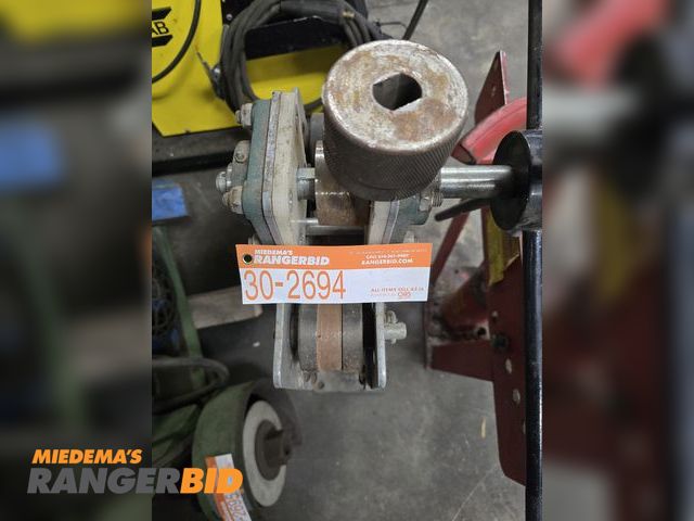 Lot 30-2694 - Pipe bender with one die and a tube/flat stock slip roller