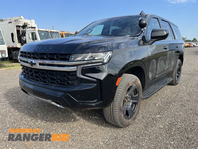 Lot 30-1580 - 2022 Chevrolet Tahoe with a 5.3L V8 OHV 16V engine. FL Police SUV 4x4