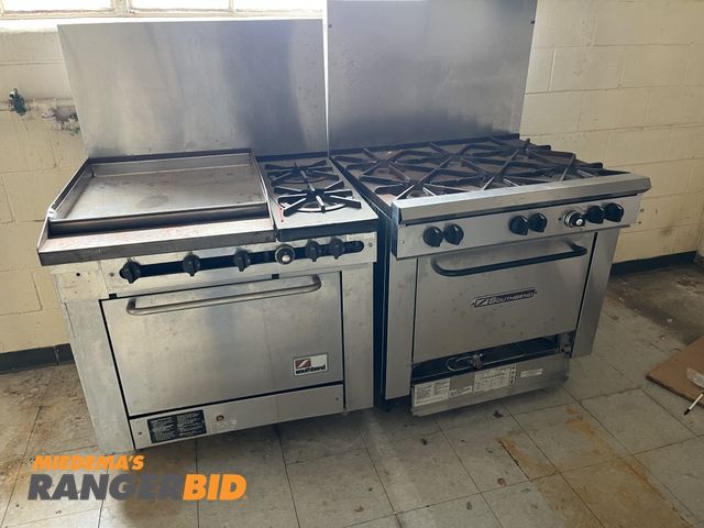 Lot 30-2079 - Southbend Stoves (2) Stainless Steel Commercial Stove