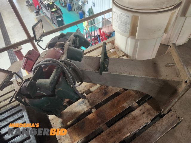 Lot 30-1624 - Shop Pedestal Grinder, 3 Phase