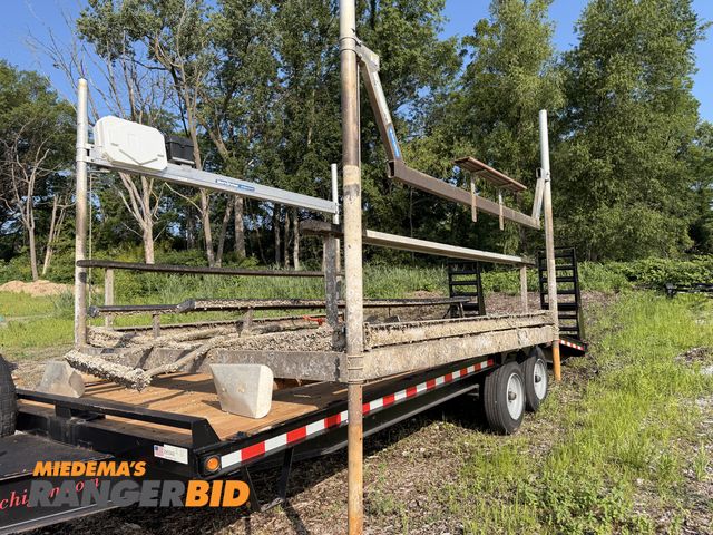Lot 30-3446 - Shore Station Hydraulic with flex power