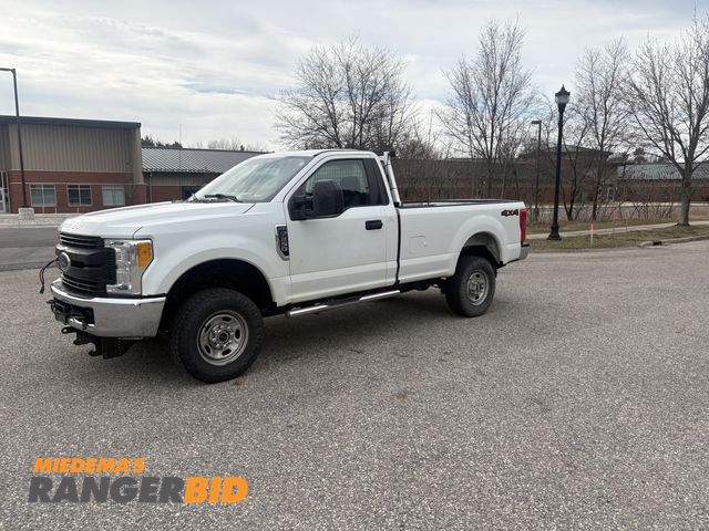Lot 30-11104 - 2017 Ford F-250 XL Regular Cab Long Box Pickup Truck 4x4 2017 Ford F-250 116,132 miles 4x4 

Runs &a...