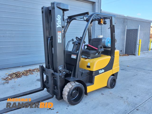 Lot 30-277 - 2014 Yale 7,000lbs Capacity Forklift - See Video for Operation