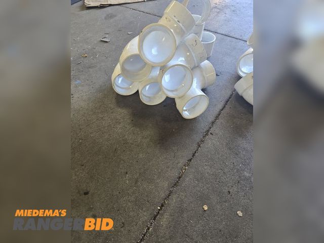 Lot 30-10832 - Misc. 4"  PVC fittings (see picture)