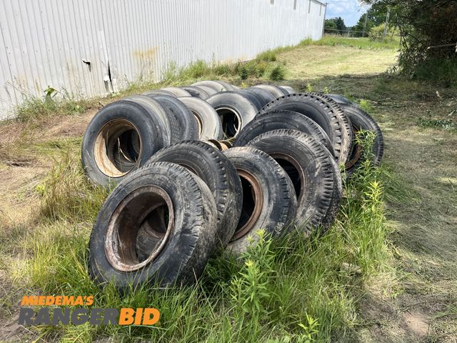 Lot 30-768 - Large quantity of tires with rims and spacers most are 10R 22.5