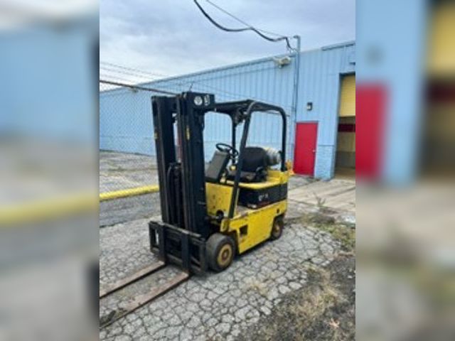 Lot 30-1001 - 1996 Daewoo / Doosan GC25S-2 Forklift 5000 # max load capacity, 189" max lift height, 3-stage mast, ...
