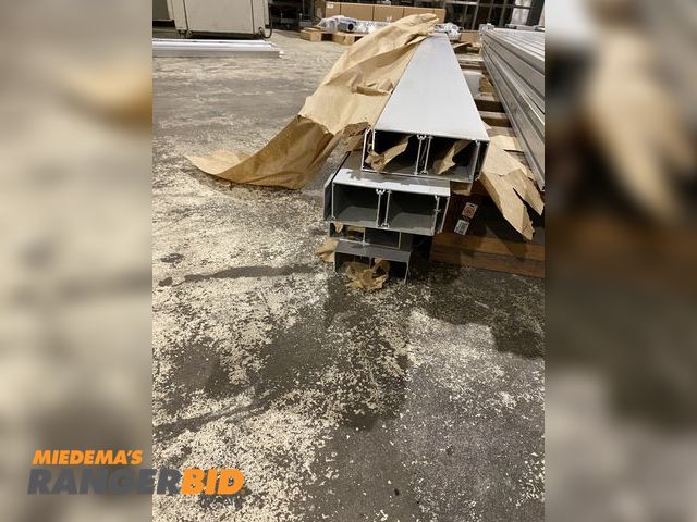 Lot 30-18 - 8 PCS New Legrand Wiremold ALA4800 Series Dual Compartment Raceway Base ALA4800 Series Dual Compartm...