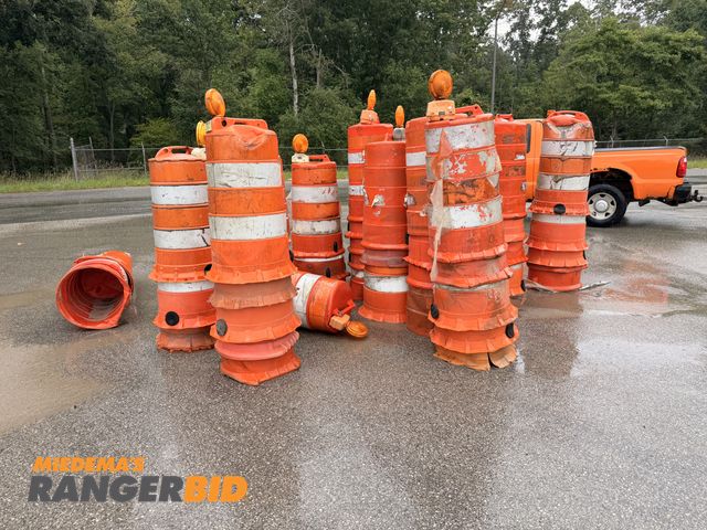 Lot 30-3378 - Large quantity of construction barrels