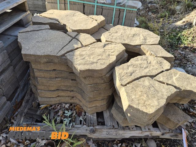 Lot 30-3123 - Belgard Meta Libre Pavers, approx. 50 sq. ft