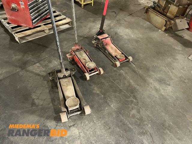 Lot 30-877 - Lot of (3) Floor Jacks