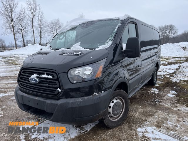 Lot 30-4271 - 2019 Ford Transit 250 Cargo Van AWD