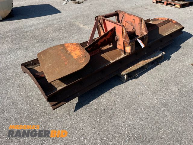 Lot 30-659 - Push Blade was used on a Gradall see pics for size