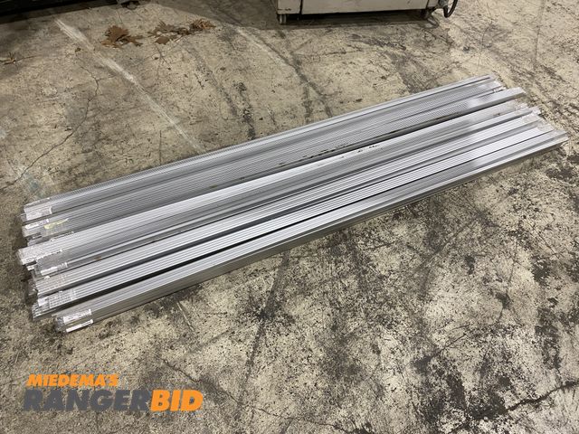 Lot 30-17 - Bosch Rexroth 3842523258 10mm Aluminum T-Slot Cover, 2M, LOT OF 360 PCS

The seller will assist with...