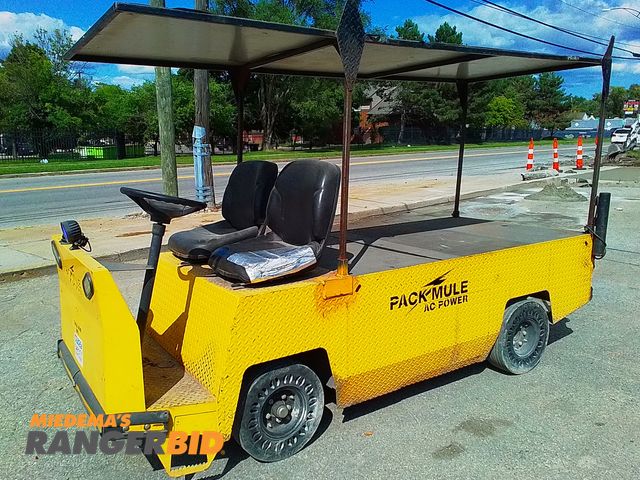 Lot 30-510 - Pack Mule Flatbed Maintenance Cart null