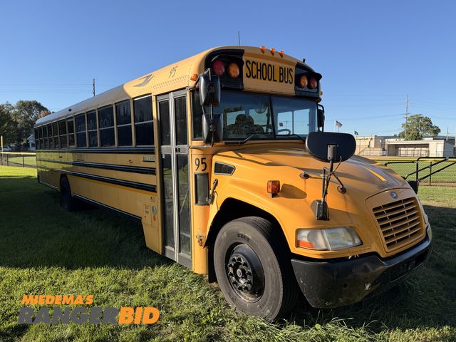 Lot 30-3667 - 2012 Bluebird BB Conventional School Bus