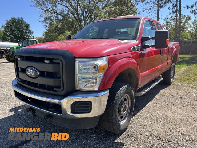 Lot 30-1196 - 2015 Ford F-250 Double Cab Pickup Truck 4x4