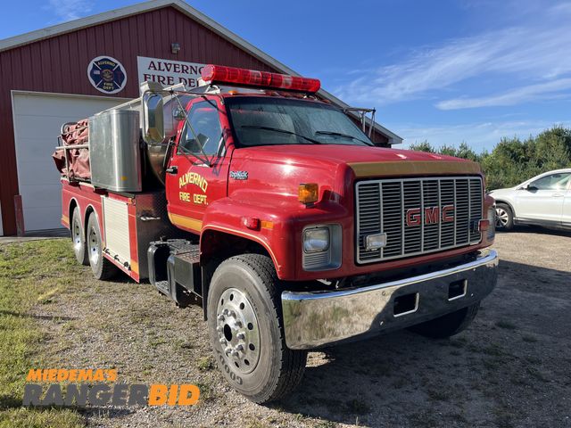 Lot 30-1784 - 1992 GMC Topkick Tank with 8784 miles Fire Truck