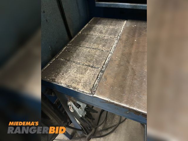 Lot 30-no - 4 welding booths  5 ft wide x 30 inch deep x 76 inch tall with tables (welders not included) winning...