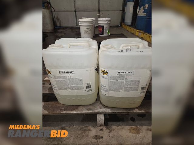 Lot 30-5017 - Zep - A - Lume Aluminum cleaner (8) gallons