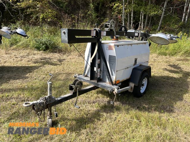 Lot 30-2094 - 2004 WANCO Wacker Portable Light Tower