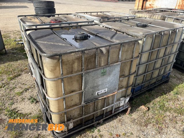 Lot 30-10794 - Lot of 4 totes previously held oil