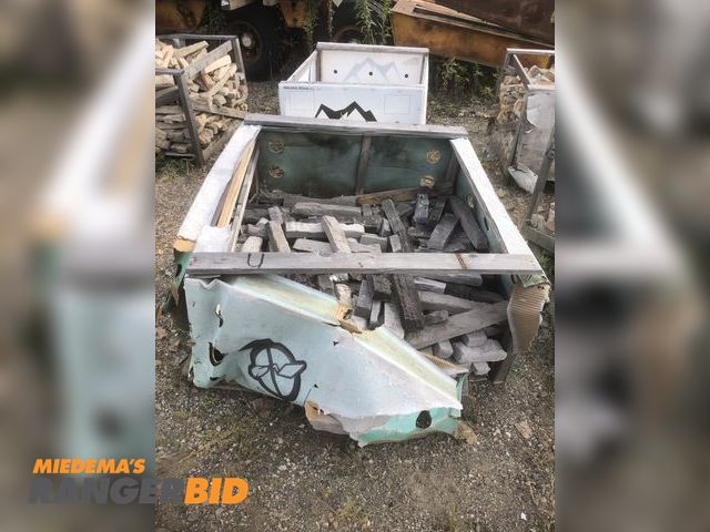 Lot 30-29U - 1 pallet, U, Stack stone / brick veneer, pallet approx 42"x42" x 10" high of new stack stone / brick...