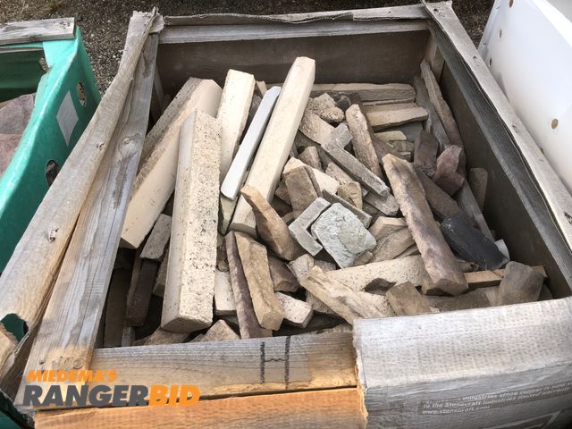 Lot 30-27-H - 1 pallet, H, Stack stone / brick veneer, pallet approx 48"x42" x 18" high of stack stone / brick ven...