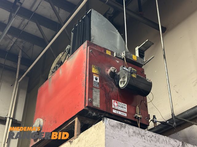 Lot 30-5081 - Clean Burn CB 5000 Multi Oil Heating System, 500,000 BTU/Hour, 3.6 gallon per hour, 230V single phas...