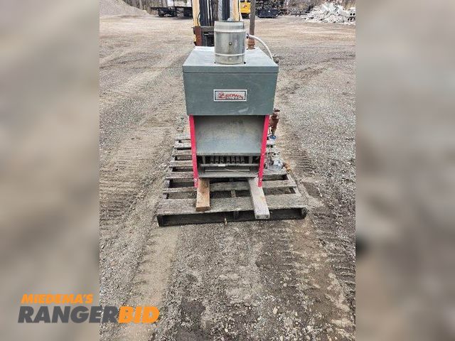 Lot 30-10326 - Free Standing Crown Boiler AWI128SNST1PSU Boiler