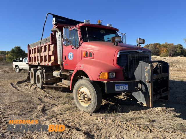 Lot 30-2001 - 2002 Sterling L9500 6x4 with a Cummins ISM L6 DIESEL Dump Truck