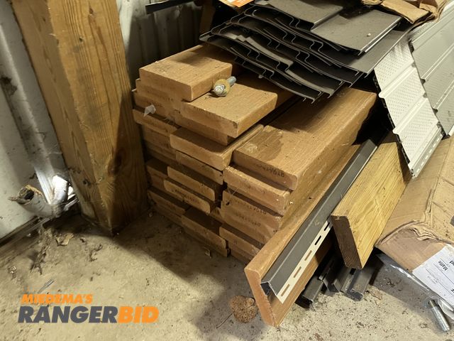 Lot 30-4449 - 16' Composite Decking