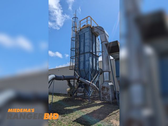 Lot 30-98552 - MAC Large Industrial Dust Collector