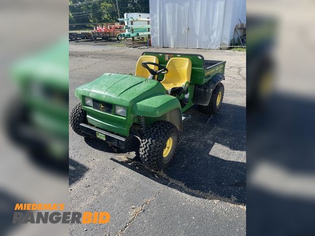 Lot 30-10496 - 2002 John Deere Gator UTV