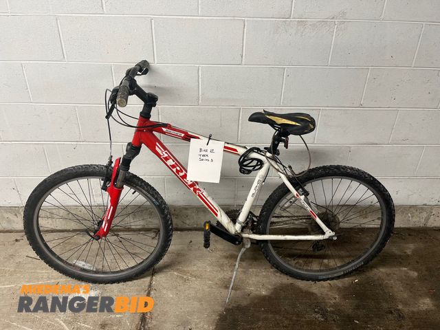 Lot 30-10273 - Trek Series 3 Bicycle / Mountain bike