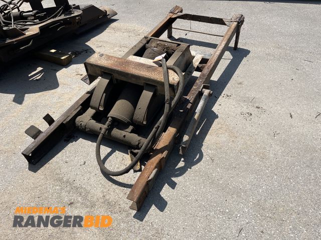 Lot 30-2302 - 5 yard dump box subframe with cylinder
