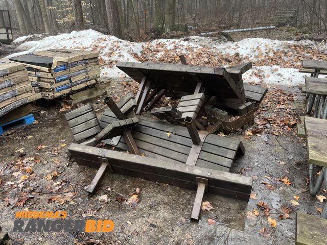 Lot 30-4420 - Outdoor Benches and Tables