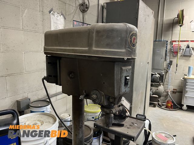 Lot 30-4942 - Delta 150-17 Drill Press Electric Powered Single Phase