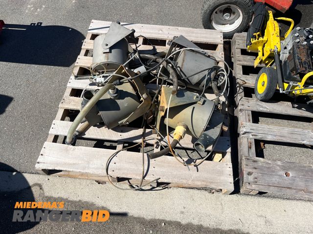Lot 30-486 - Pallet of pond fountains Ran when taken out of service