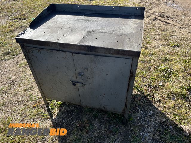 Lot 30-1665 - 36" Metal Cabinet