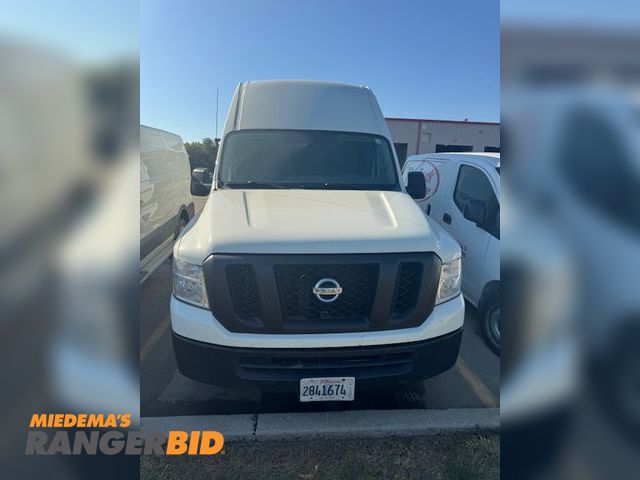 Lot 30-JX248 - 2020 Nissan NV2500 Cargo Van RWD 2020 Nissan NV2500 with 261466 miles. Does not run