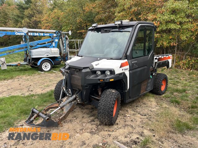 Lot 30-1979 - 2014 Polaris Bobcat 3650 UTV