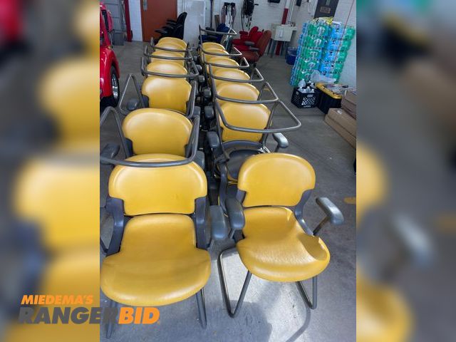 Lot 30-1501 - Herman Miller Chairs